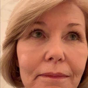 Meet your Posher, Polly